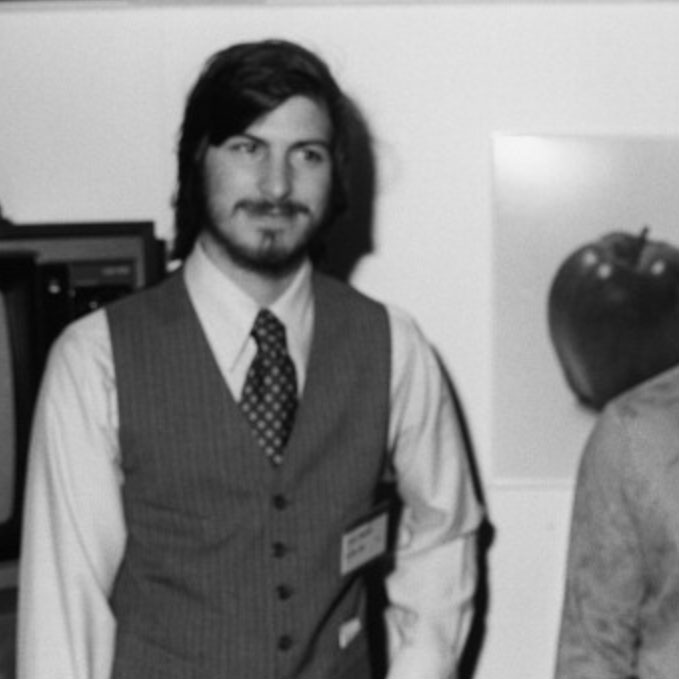 Steve jobs and Steve Wozniak.